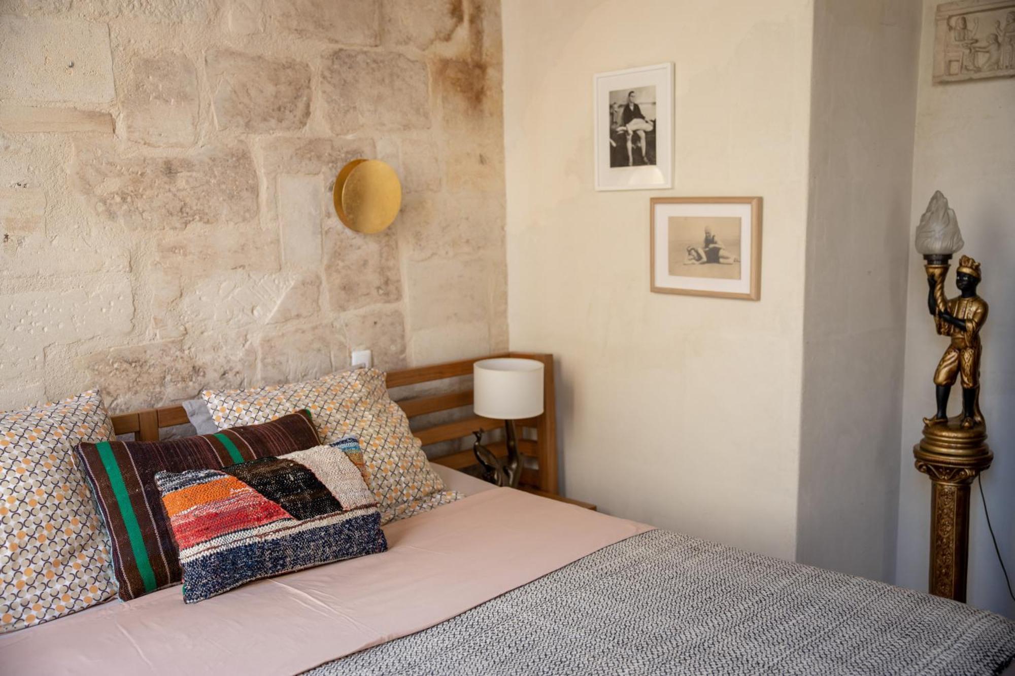 Bon Jour Uzes Apartment Exterior photo